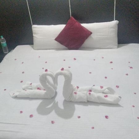 The Palm Tree -Family Stay Amritsar Exterior photo