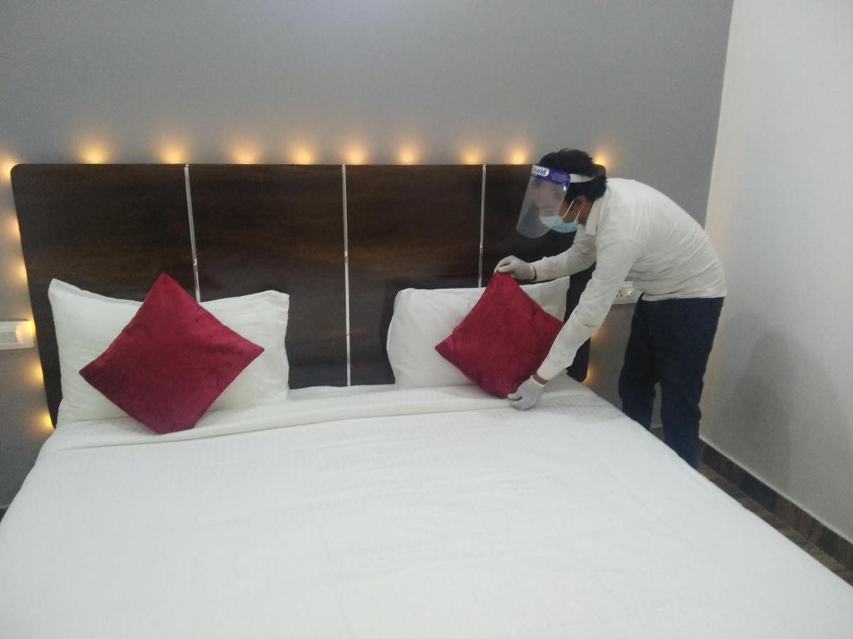 The Palm Tree -Family Stay Amritsar Exterior photo